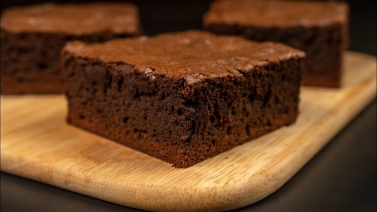 Dieser einfache Trick verwandelt jede Backmischung in die himmlischsten Brownies, die du je probiert hast…