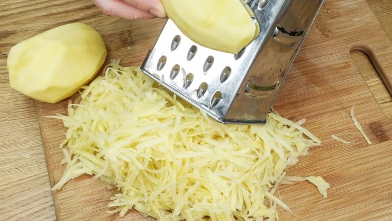 3 einfache Schritte zu einem leckeren Kartoffelgericht mit 2 Eiern!