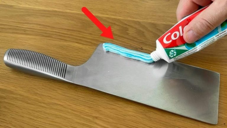 Der Trick mit Zahnpasta für scharfe Küchenmesser