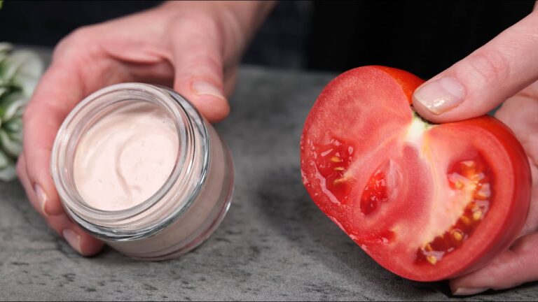 100 Jahre altes Rezept: 1 Tomate für strahlende Haut ohne Falten!