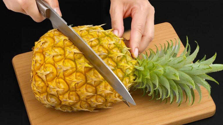 5 geniale Tricks, um Ananas supereffektiv zu schneiden – ohne Schale und Augen!