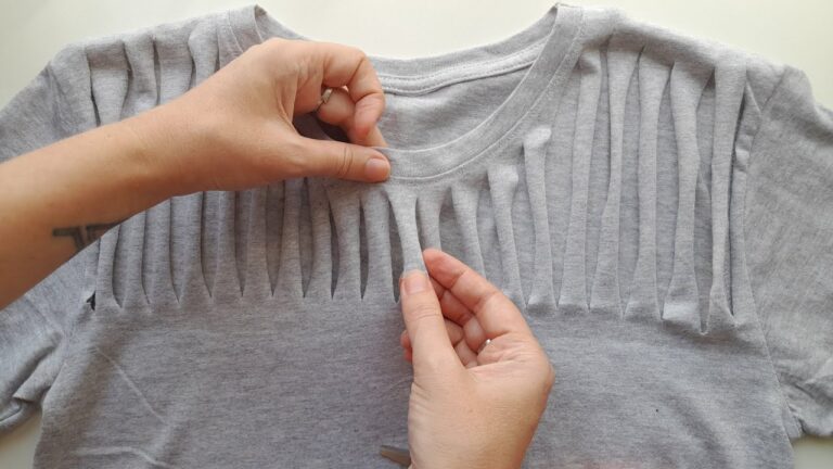 T-Shirt in nur 5 Minuten verwandeln – ganz ohne Nähen, nur mit Scheren!